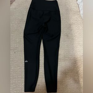 ALO YOGA Airlift leggings